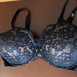Torrid 38DDD push-up plunge bra black lace